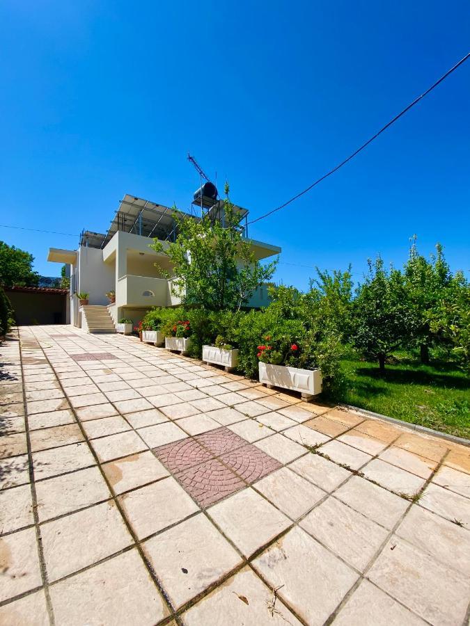 Villa Irini Patsídhes Екстериор снимка